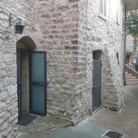 Camere Gambacorta Assisi-2